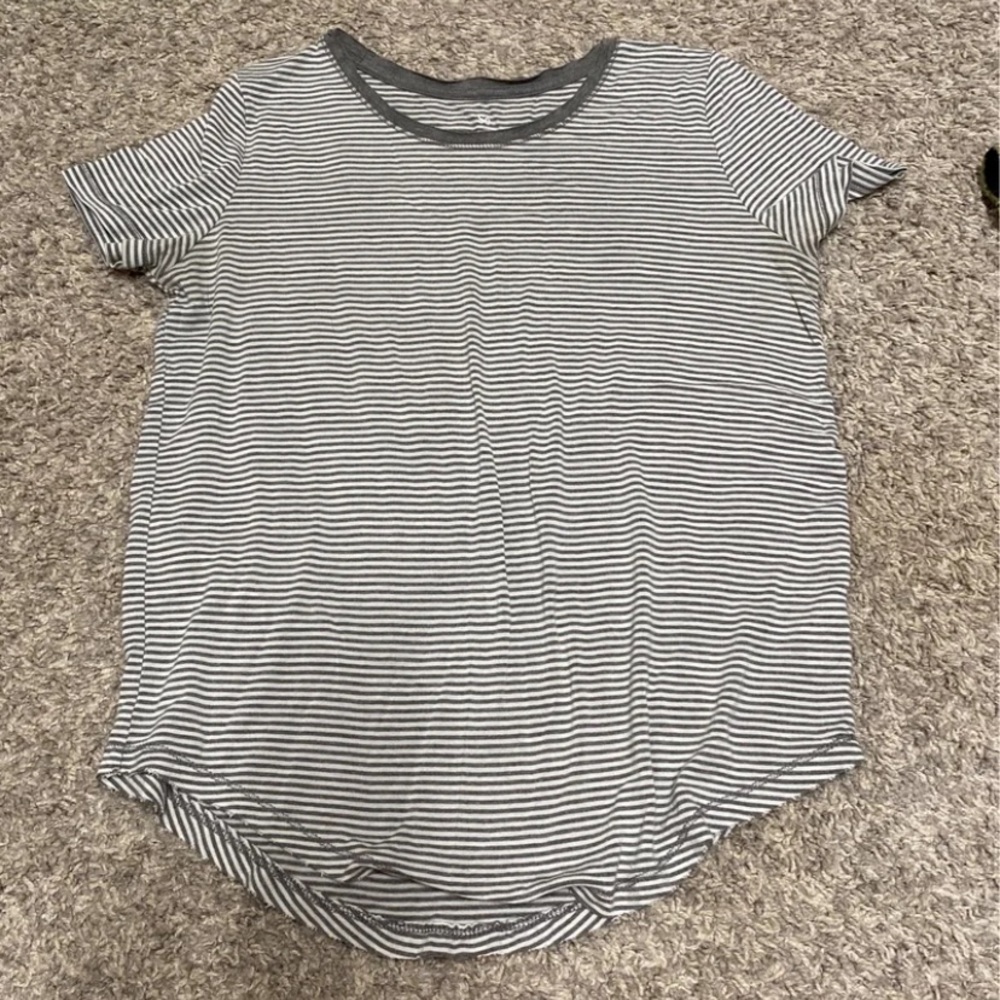 Crew tee